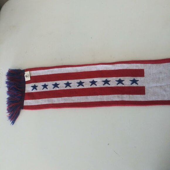 Copa America Centenario 2016 red, white, and blue scarf - Picture 9 of 13